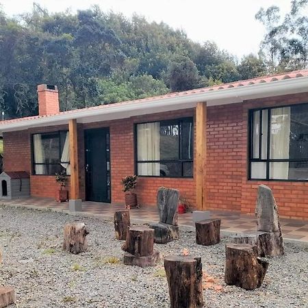 Hermosa Casa Campestre Moderna "Rancho La Marina" Chiquinquirá 外观 照片