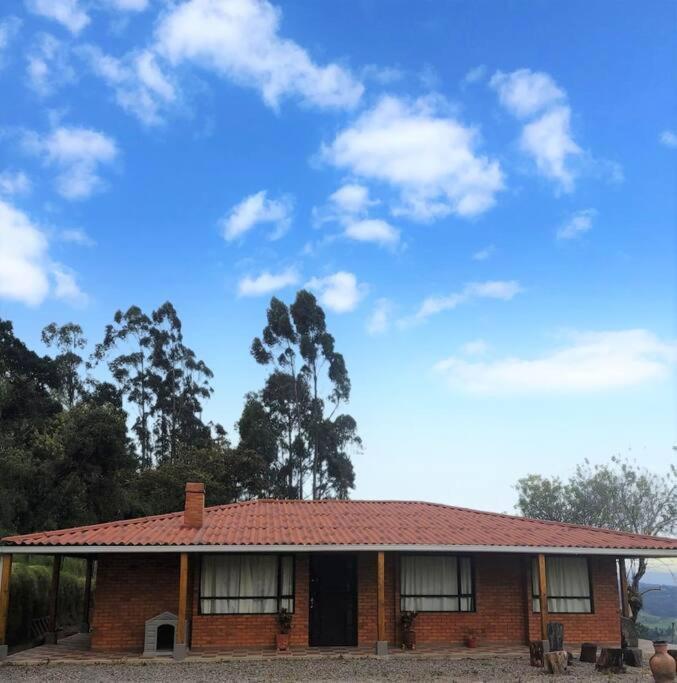 Hermosa Casa Campestre Moderna "Rancho La Marina" Chiquinquirá 外观 照片