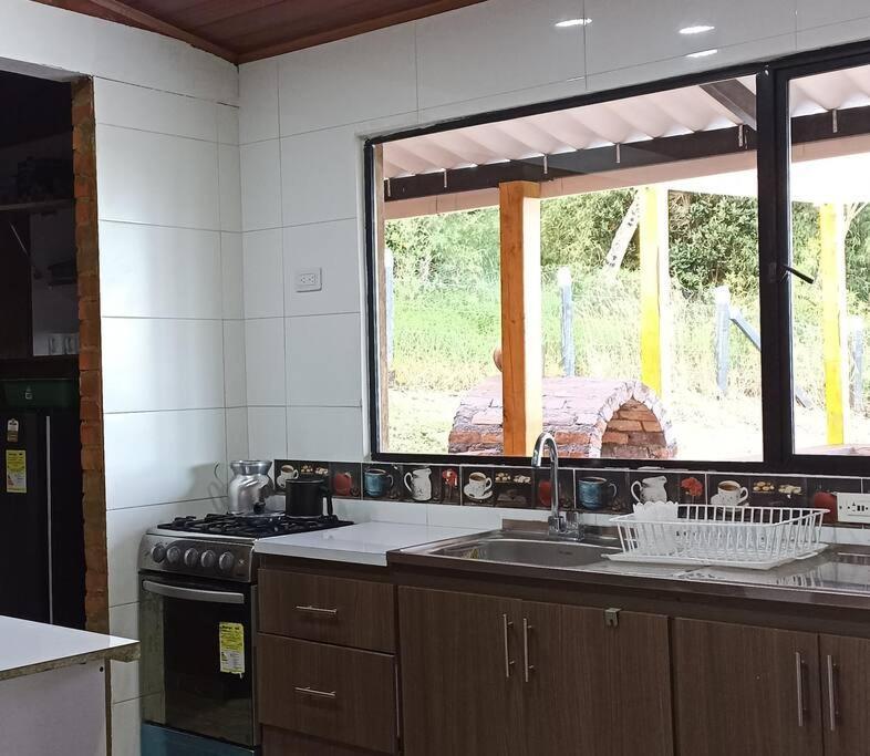 Hermosa Casa Campestre Moderna "Rancho La Marina" Chiquinquirá 外观 照片